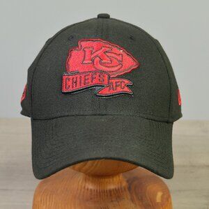 New Era 39THIRTY Kansas City Chiefs NFL Hat Black Red Men's Size M/L EUC